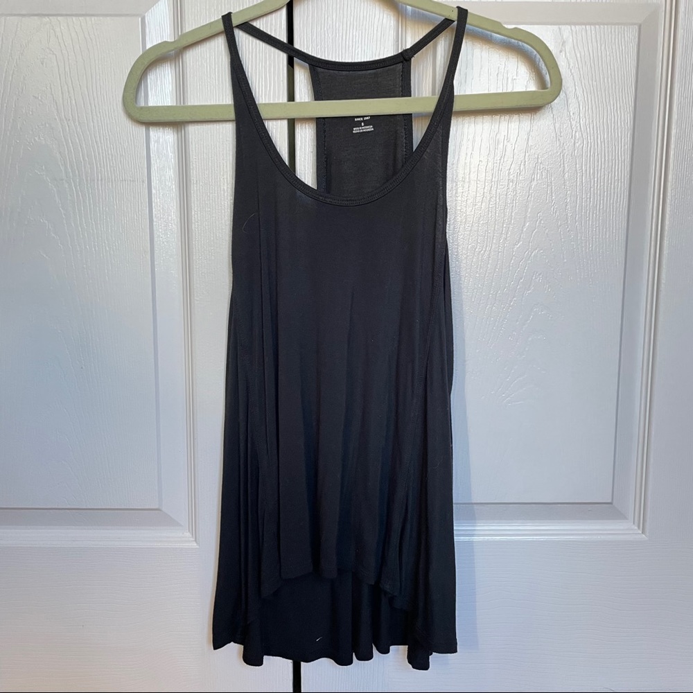 Black Flowy Tank-top